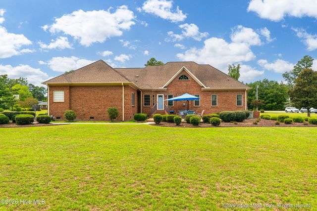 1445 Foster Road, Grimesland, NC 27837