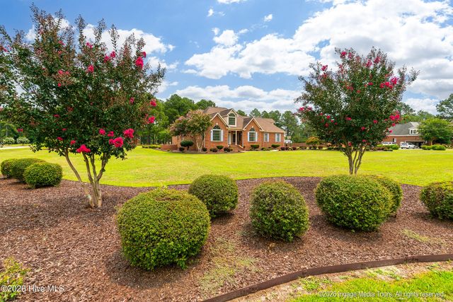 1445 Foster Road, Grimesland, NC 27837