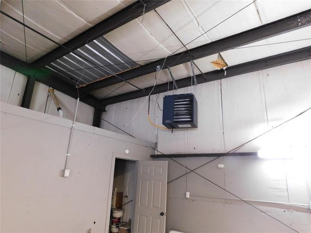 1301 E Foreman Road, El Reno, OK 73036