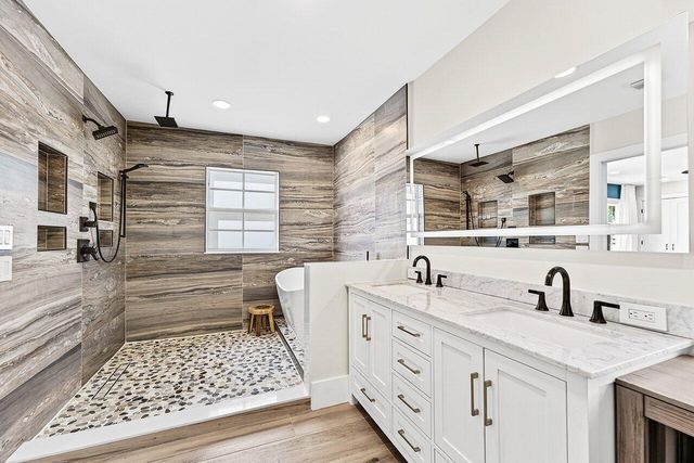 321 SW 1st Avenue, Boynton Beach, FL 33435