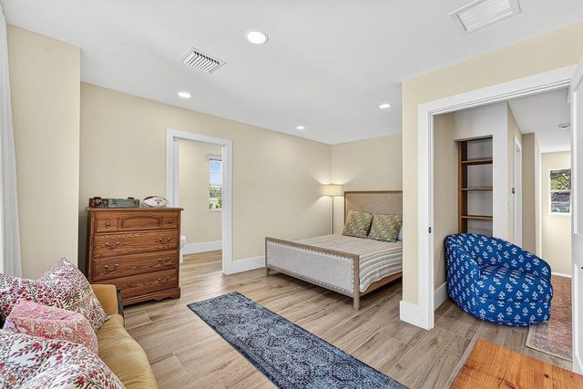 321 SW 1st Avenue, Boynton Beach, FL 33435