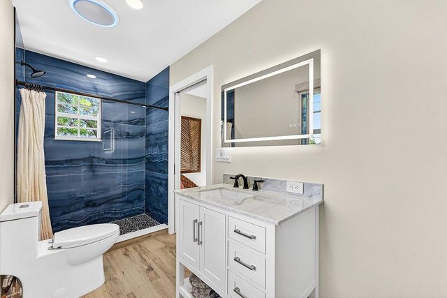 321 SW 1st Avenue, Boynton Beach, FL 33435