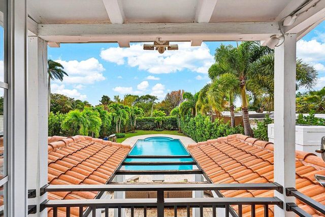 321 SW 1st Avenue, Boynton Beach, FL 33435