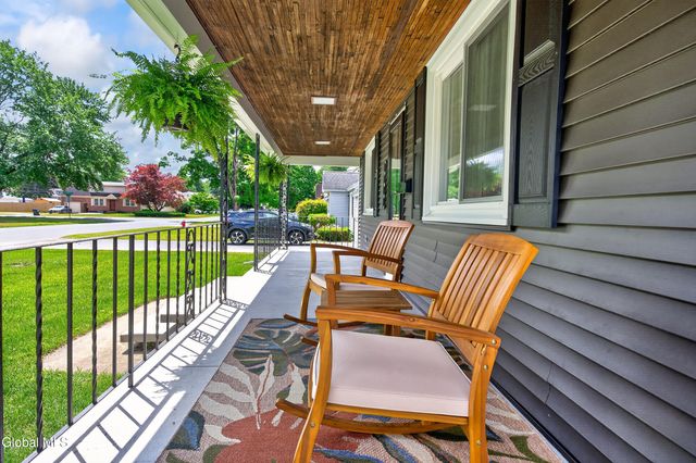 1788 Devendorf Road, Rotterdam, NY 12303