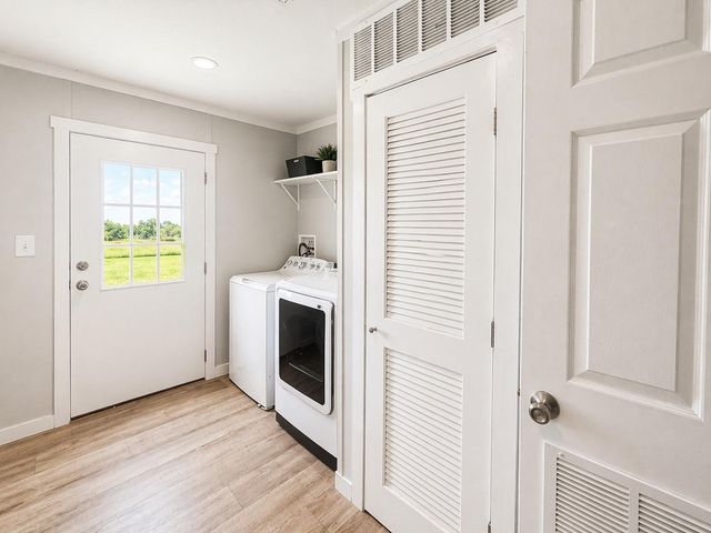 402 Lisa Mae Road, Bellville, TX 77418