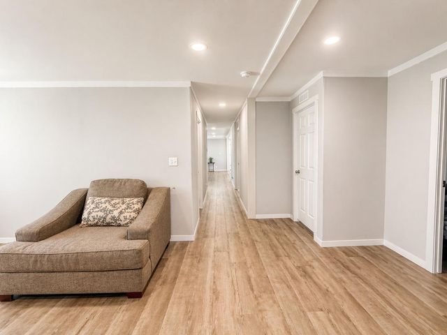 402 Lisa Mae Road, Bellville, TX 77418