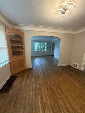 3334 Morgan Avenue N, Minneapolis, MN 55412