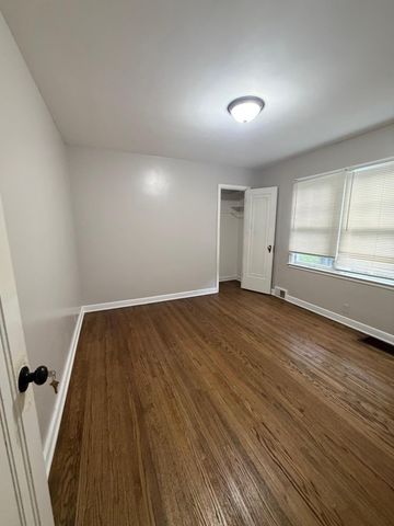 3334 Morgan Avenue N, Minneapolis, MN 55412