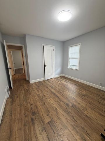 3334 Morgan Avenue N, Minneapolis, MN 55412