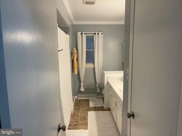 1110 SHERMAN AVE, Hagerstown, MD 21740