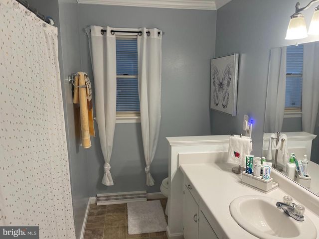 1110 SHERMAN AVE, Hagerstown, MD 21740