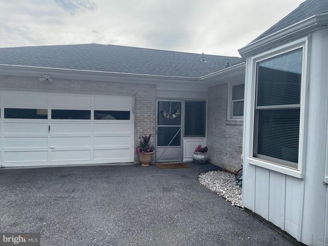 1110 SHERMAN AVE, Hagerstown, MD 21740
