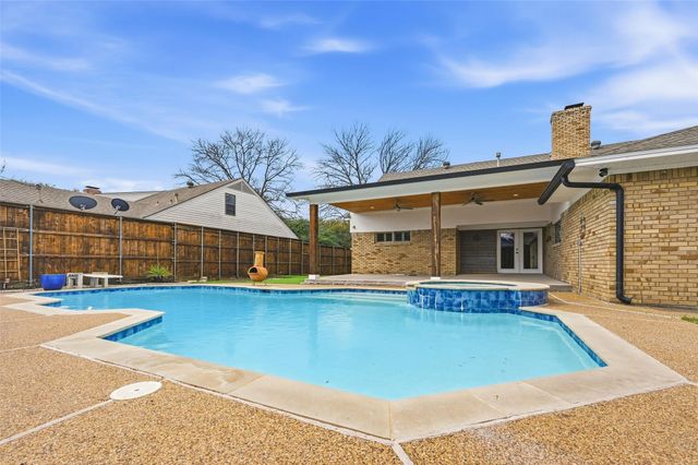 10016 Trailpine Drive, Dallas, TX 75238
