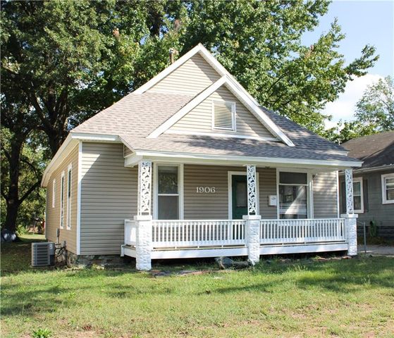 1906 N Smelter Street, Pittsburg, KS 66762