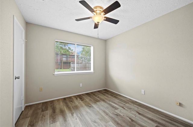 15711 Roxton Ridge Drive, Houston, TX 77598