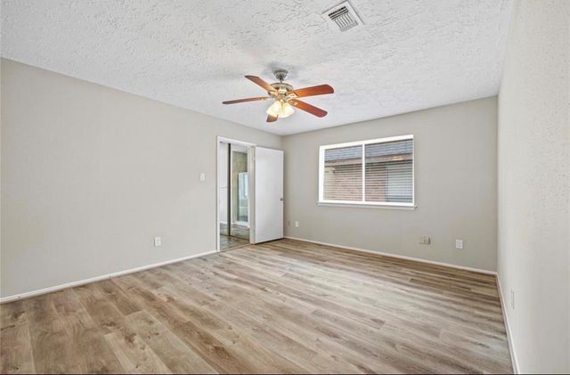 15711 Roxton Ridge Drive, Houston, TX 77598