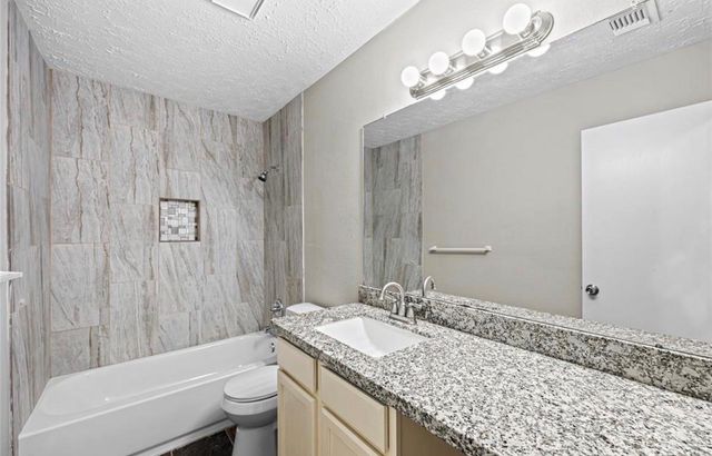 15711 Roxton Ridge Drive, Houston, TX 77598