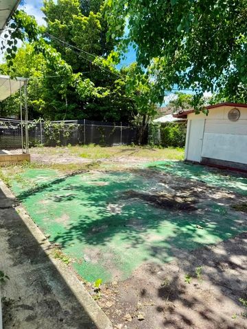 42 E 13th St, Hialeah, FL 33010