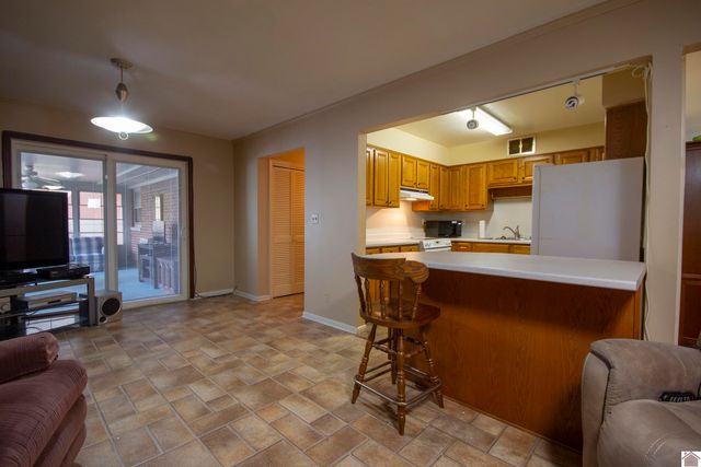 2400 Harrison 8 B7, Paducah, KY 42001