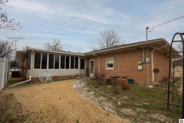 2400 Harrison 8 B7, Paducah, KY 42001