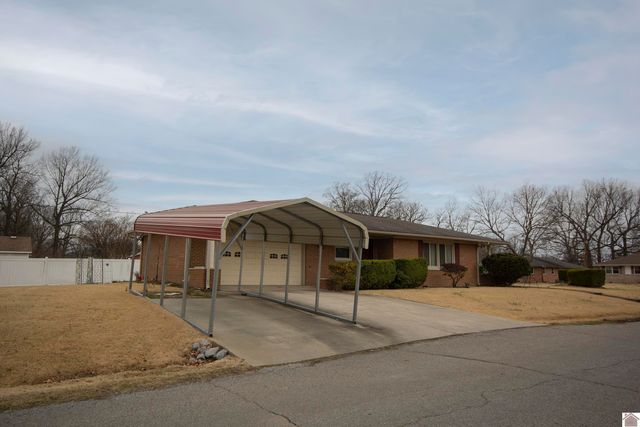 2400 Harrison 8 B7, Paducah, KY 42001