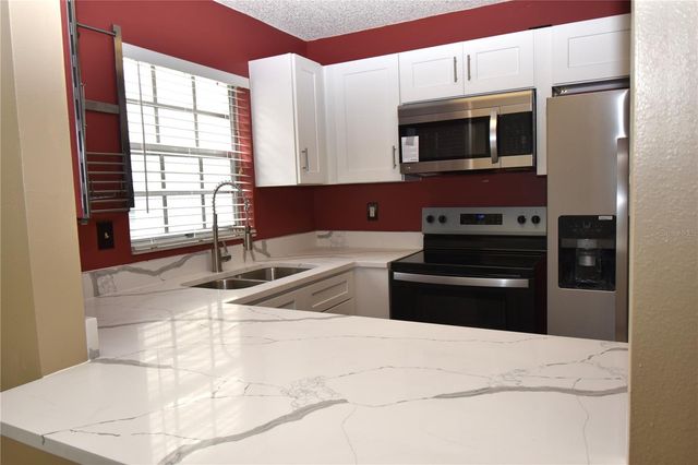 420 N BAYSHORE BOULEVARD 202, Clearwater, FL 33759