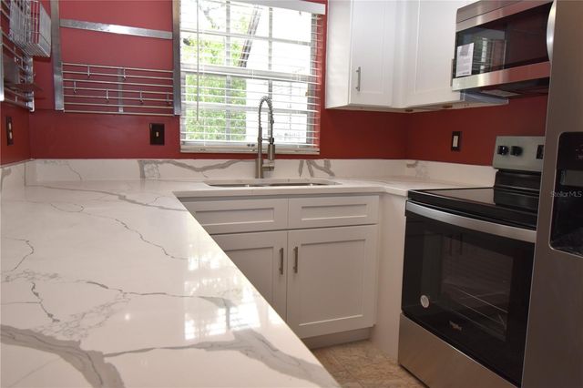 420 N BAYSHORE BOULEVARD 202, Clearwater, FL 33759