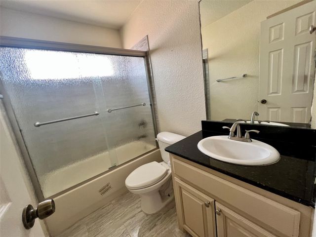 4324 Stone Hollow Way, Fort Worth, TX 76040