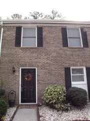 445 Williamsburg Way, Fayetteville, GA 30215