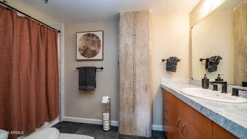 Image 23 of property listing at 114 W ADAMS Street 503, Phoenix, AZ 85003