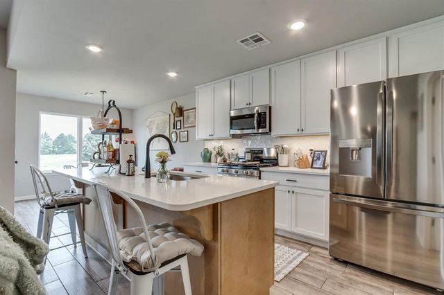 3321 Oak Ridge, Guthrie, OK 73044