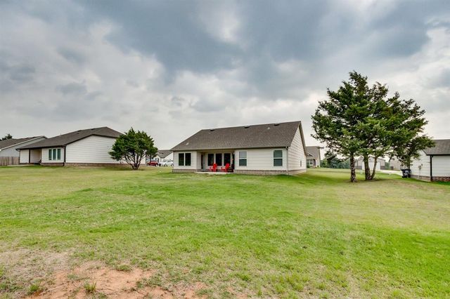 3321 Oak Ridge, Guthrie, OK 73044