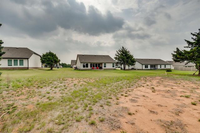 3321 Oak Ridge, Guthrie, OK 73044