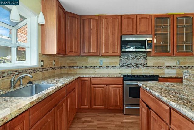 2412 Desrys Blvd., Antioch, CA 94509