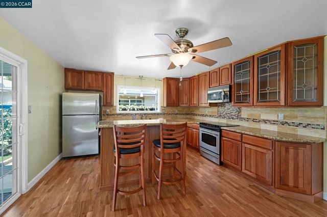 2412 Desrys Blvd., Antioch, CA 94509