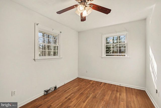 106 SANDY RIDGE RD, Fredericksburg, VA 22405