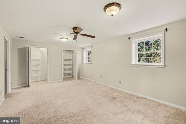 106 SANDY RIDGE RD, Fredericksburg, VA 22405