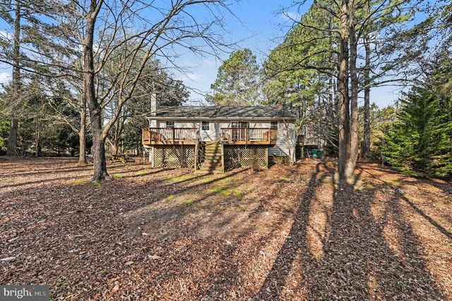 106 SANDY RIDGE RD, Fredericksburg, VA 22405