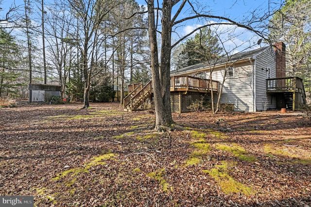 106 SANDY RIDGE RD, Fredericksburg, VA 22405
