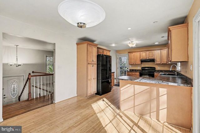 106 SANDY RIDGE RD, Fredericksburg, VA 22405