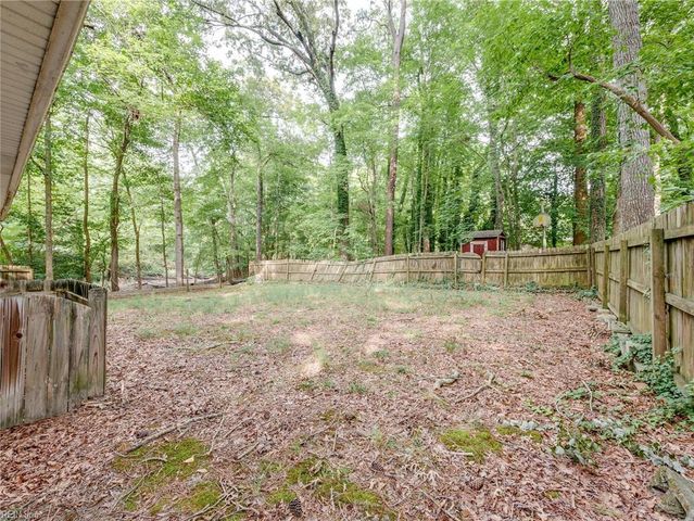 604 E Woodland DR, Yorktown, VA 23692
