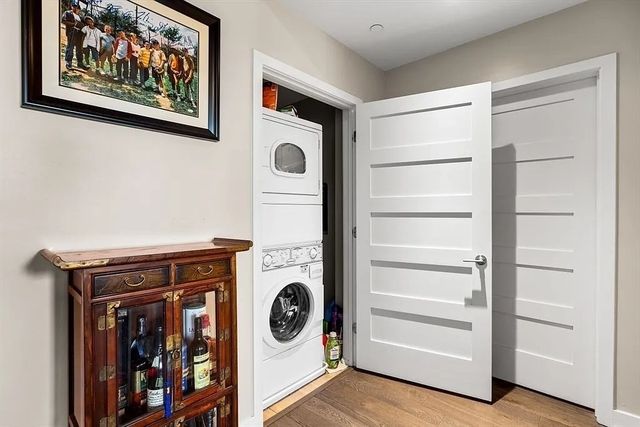 130 John St 459, Lowell, MA 01852