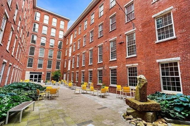 130 John St 459, Lowell, MA 01852