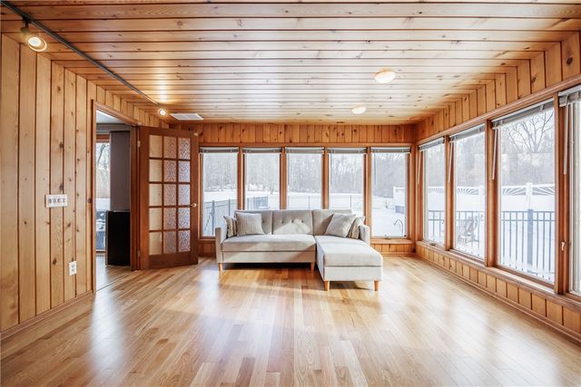 300 Salt Road, Webster, NY 14580