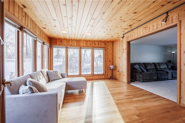 300 Salt Road, Webster, NY 14580