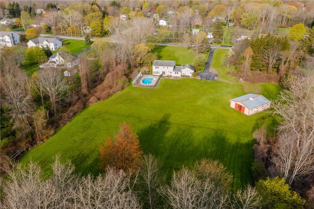 300 Salt Road, Webster, NY 14580