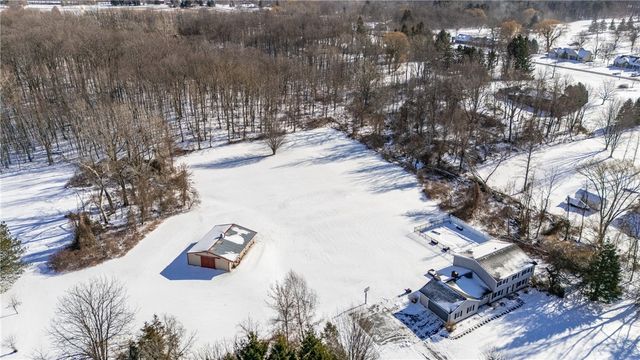 300 Salt Road, Webster, NY 14580