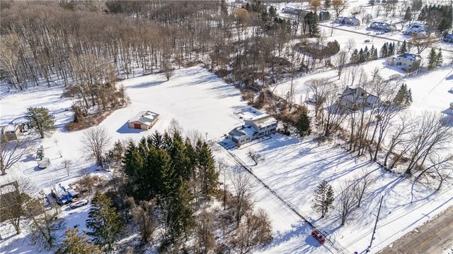 300 Salt Road, Webster, NY 14580