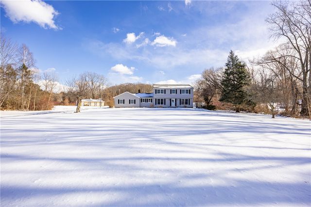 300 Salt Road, Webster, NY 14580