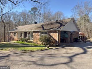 905 E Atlanta Road, Stockbridge, GA 30281